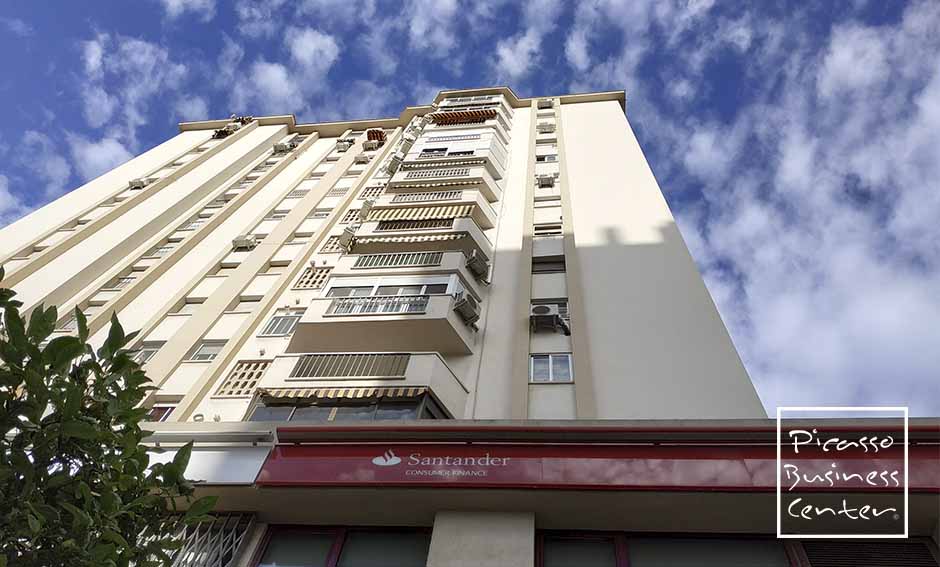 Santander Consumer Finance, Intermediazione Assicurativa Mario Bernal e Bambini e Associati