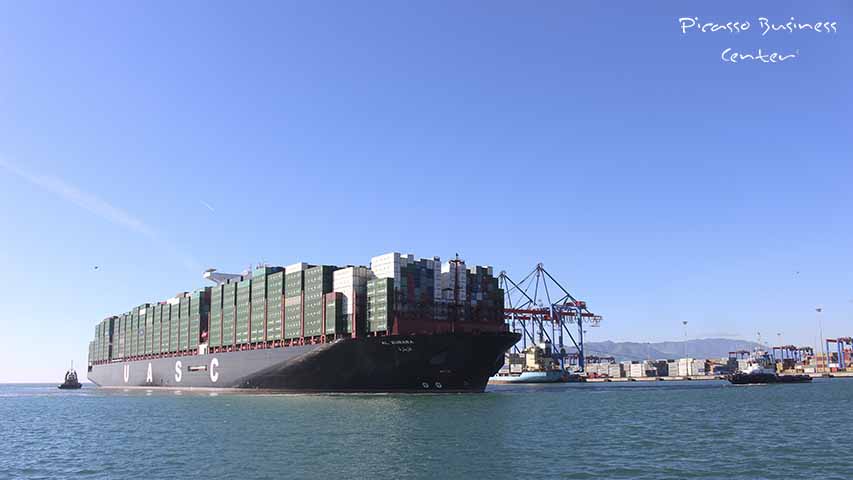Porto di Malaga AGP Al Zubara megacontainer ship