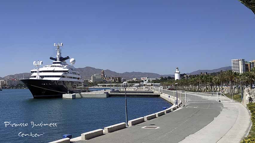 Porto di Malaga AGP Octopus superyacht